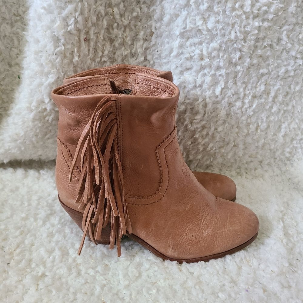 SamāEdelman Louie Fringe Western Soft Leather Bootieā Sizeā6.5